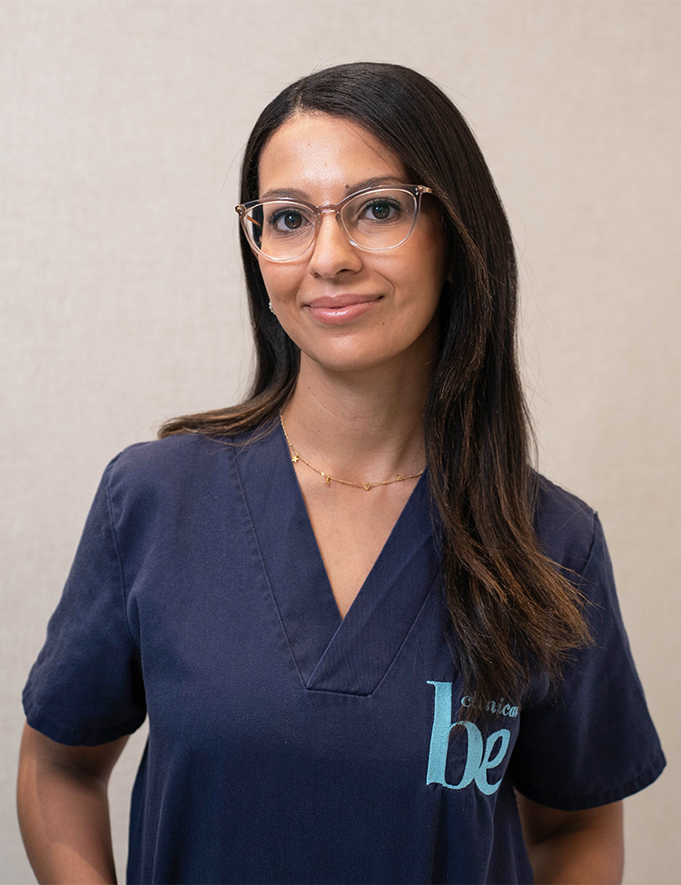 salma-tecnica-en-injerto-capilar